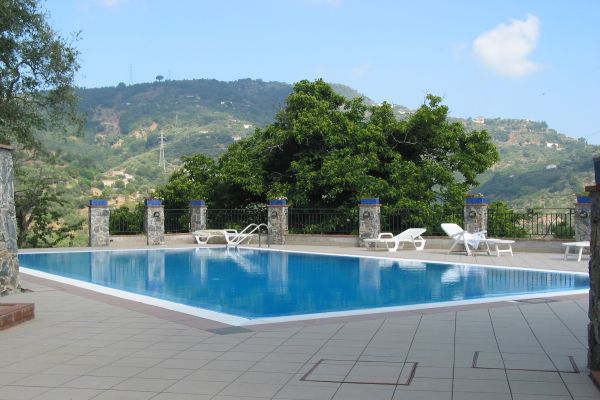 Borgo San Francesco Residence (Gioiosa Marea)